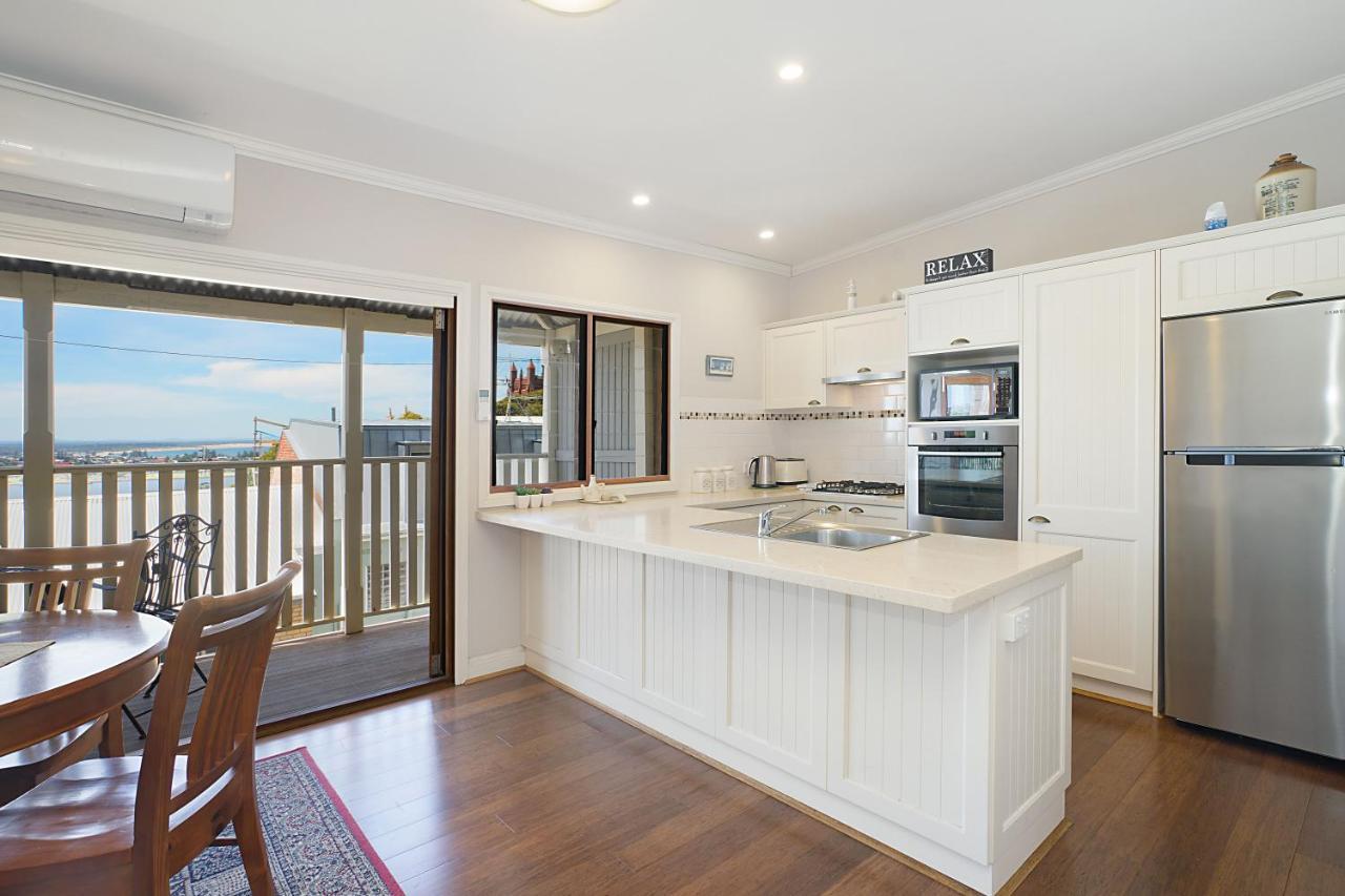 Newcastle Short Stay Accommodation - Vista Apartment Exterior foto