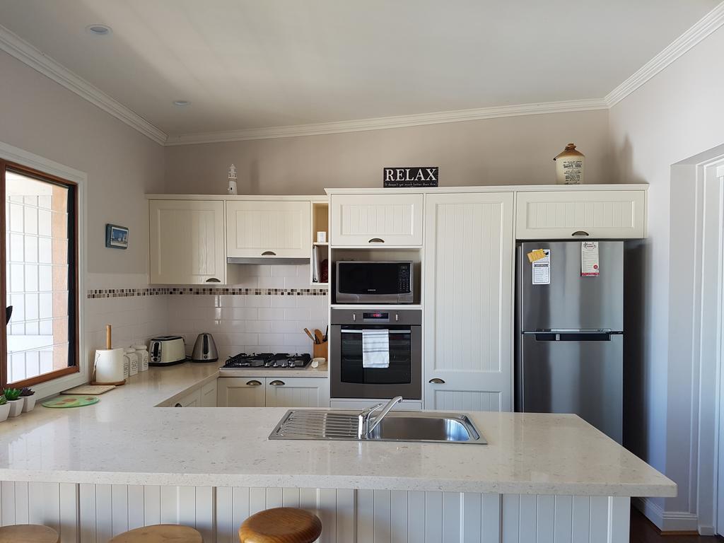 Newcastle Short Stay Accommodation - Vista Apartment Exterior foto